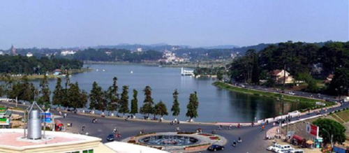 XUAN HUONG LAKE